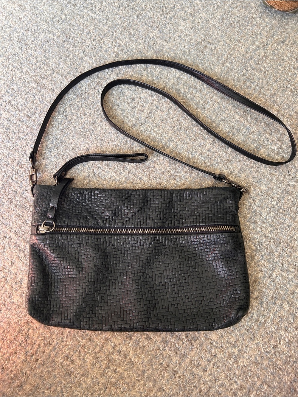 Rough & Tumble Cheyenne Black Woven Crossbody Bag - Made in Maine